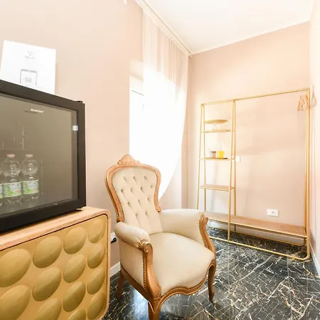Prestige Via Romagnoli Guest house